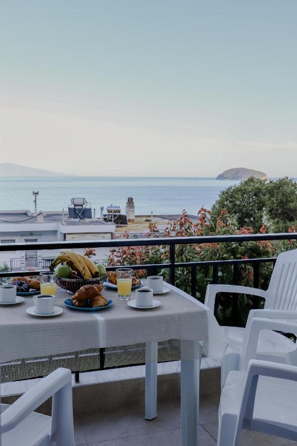 Sunrise Apartment PalaiónTsiflíkion Εξωτερικό φωτογραφία